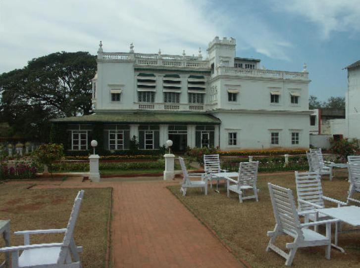 The Green Hotel Mysore Exteriör bild